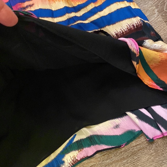 Parker Rare Multi-Color Animal Print Silk Blend Mini Dress Size 6 - Picture 7 of 7